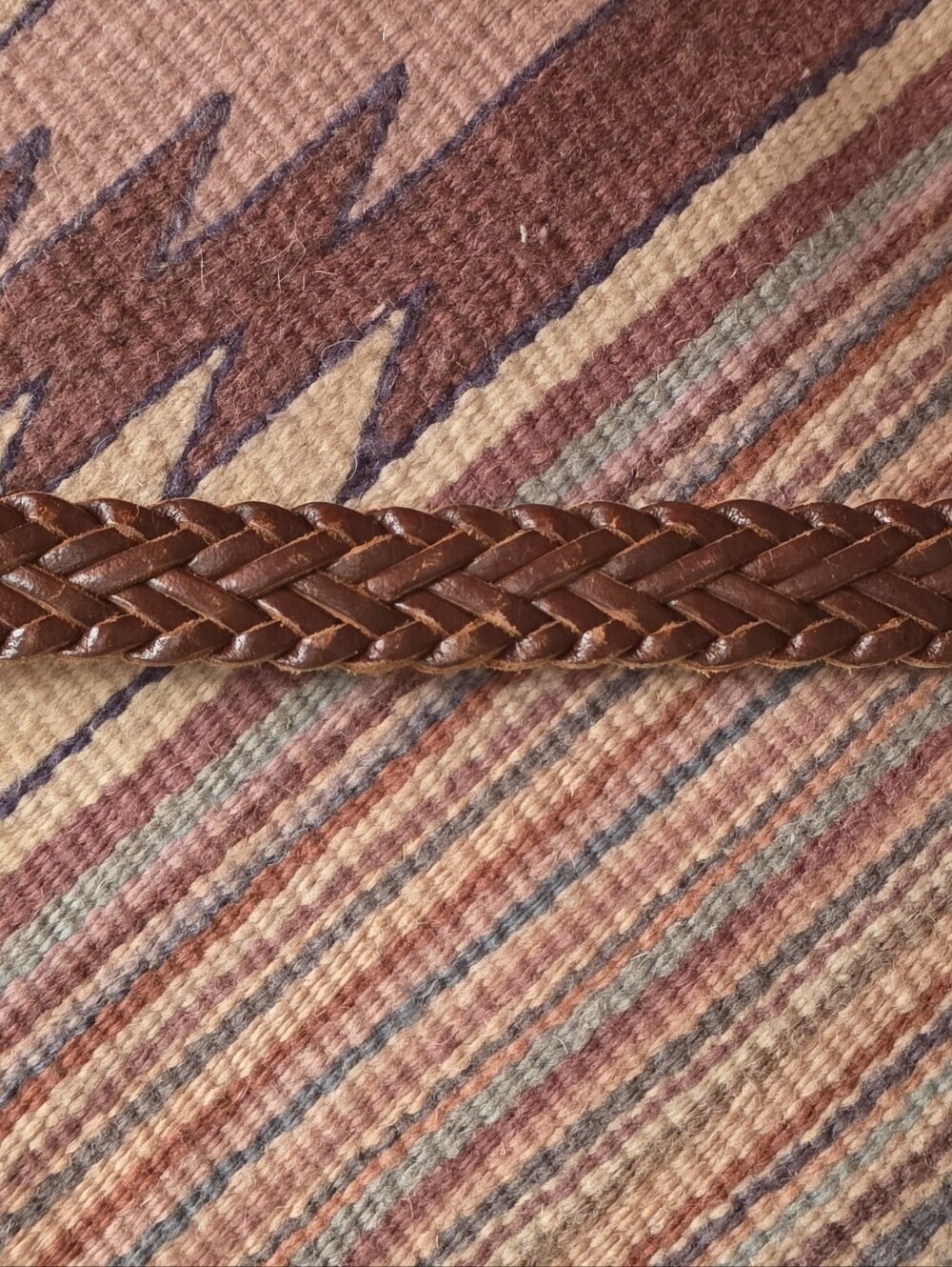 VTG Boho Braided Brown Leather Belt Brass Buckle Unbranded - Picture 9 of 10